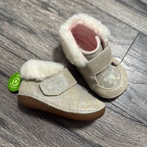 Stride Rite boots Mateo champagne size 6W baby girl new